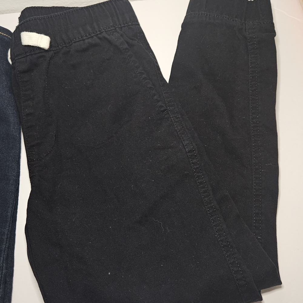 The Children's Place Dark Blue and Thereabouts Black Kids Pants Size 6 2pcs - Picture 3 of 9